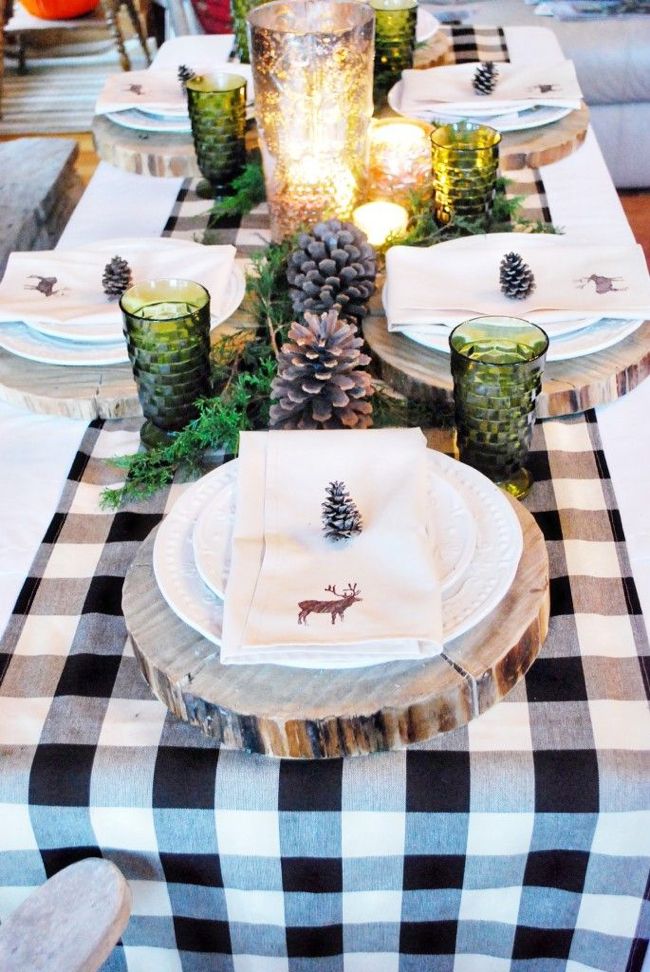 Christmas Table decoration with wooden trays and deer napkins