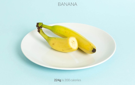 one and a half banana calories