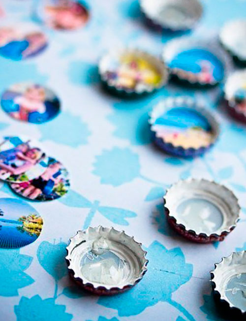 Handmade Photo frames of bottle metal caps 2