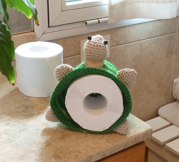 7-storage-toilet-paper-hand-knitted-turtle-unique-decorating-ideas-bathroom