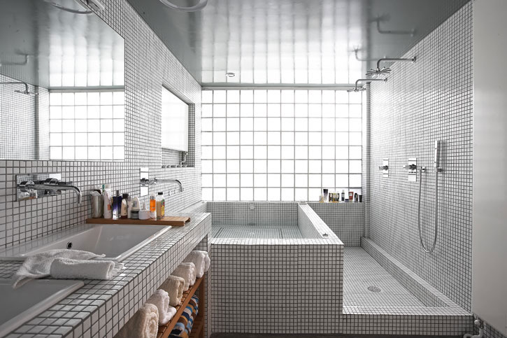 bathroom-tiles-modern-transformation-of-the-garage