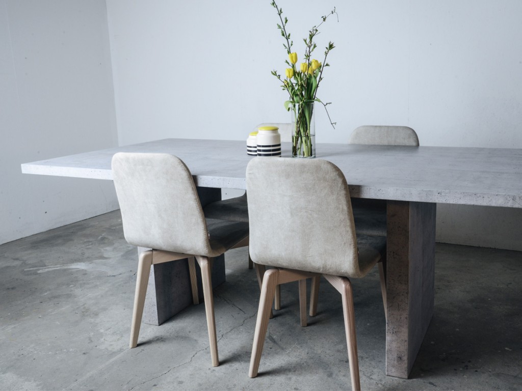 dining-table-dining-table-chairs-wood-decorative-vase-flowers-modern-decoration-from-concrete