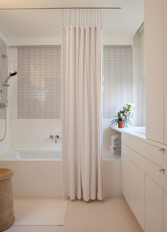 elegant-white-bathroom-shower-curtain-design