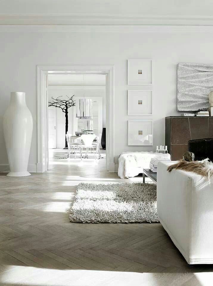 high-floor-vase-white-ceramic-for-the-living-room-decorative-floor-vases-in-contemporary-design