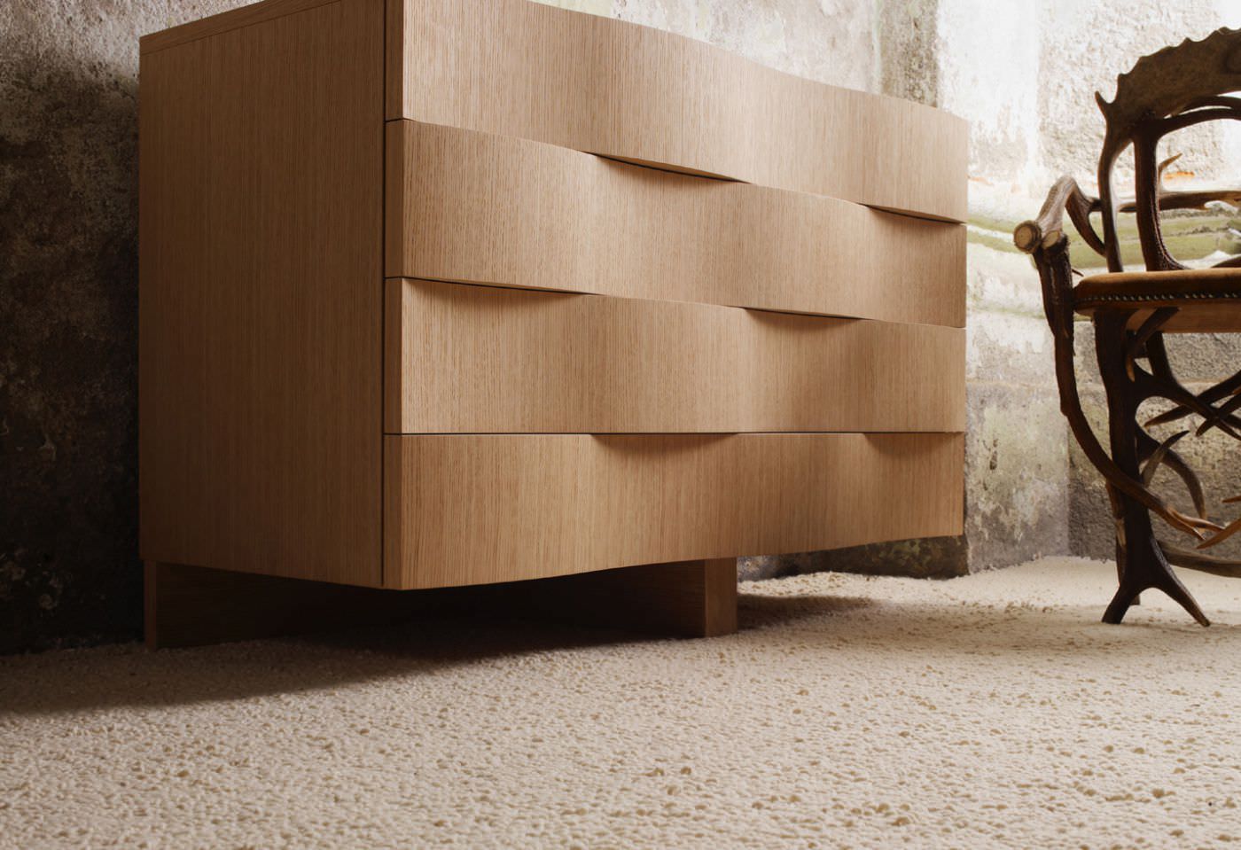 modern-dresser-with-wave-shaped-drawers-in-oak-chests-of-drawers