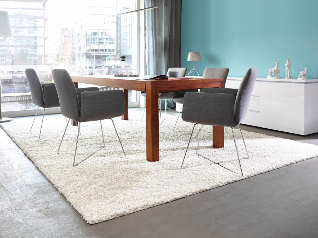 white-carpet-luxury-carpet-dining-room-design