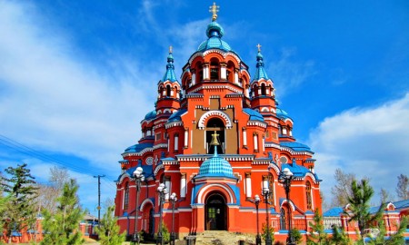 Church-of-Lady-of-Kazan,-Irkutsk,-Russia