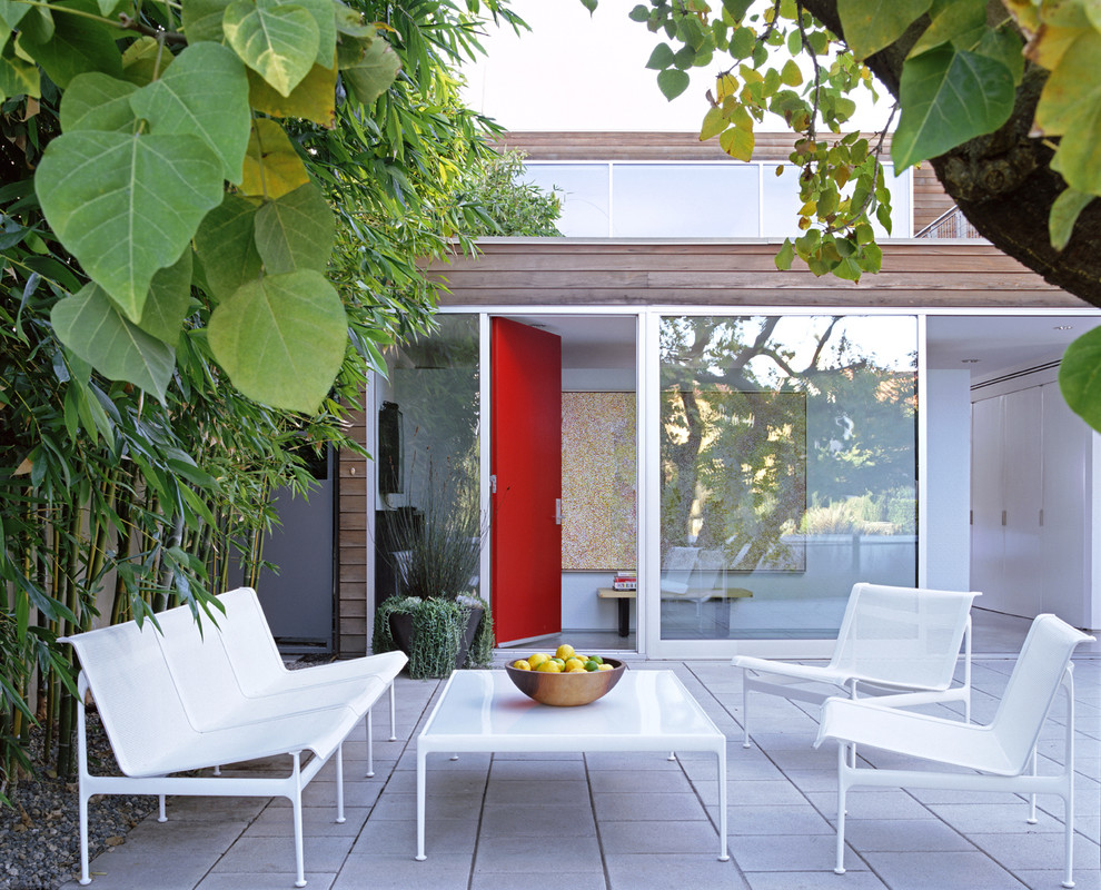 Modern bench for the courtyard garden furniture metal