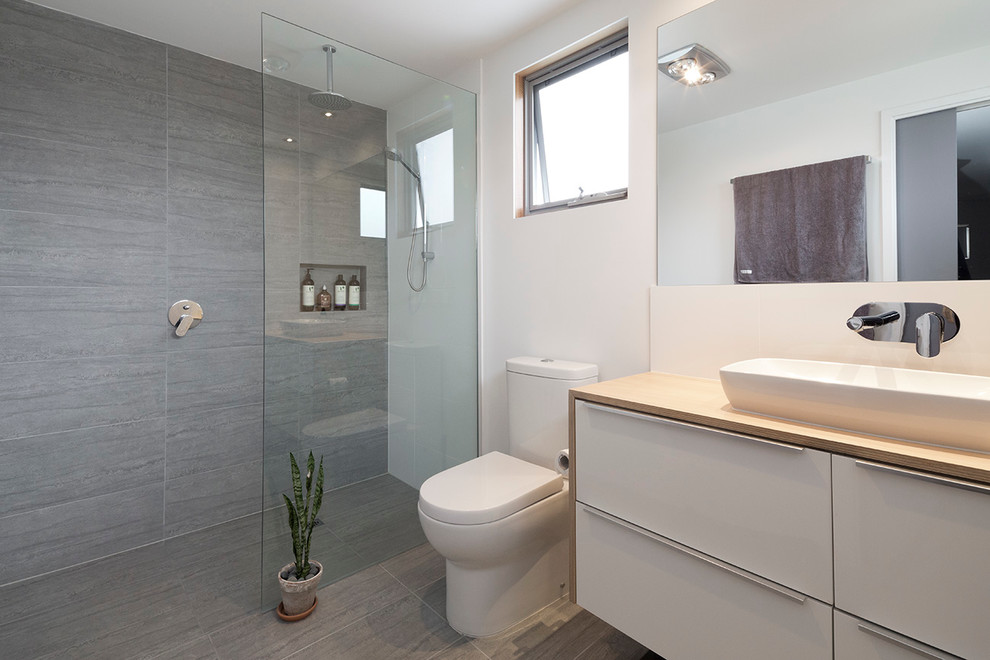 Basin washbasin mirror shower glass wall toilet white-bathroom furniture design