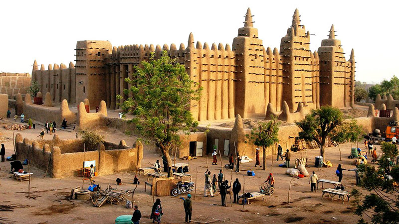 Great-Mosque-of-Djenne,Timbuktu,-Mali-sand-mosque-desert