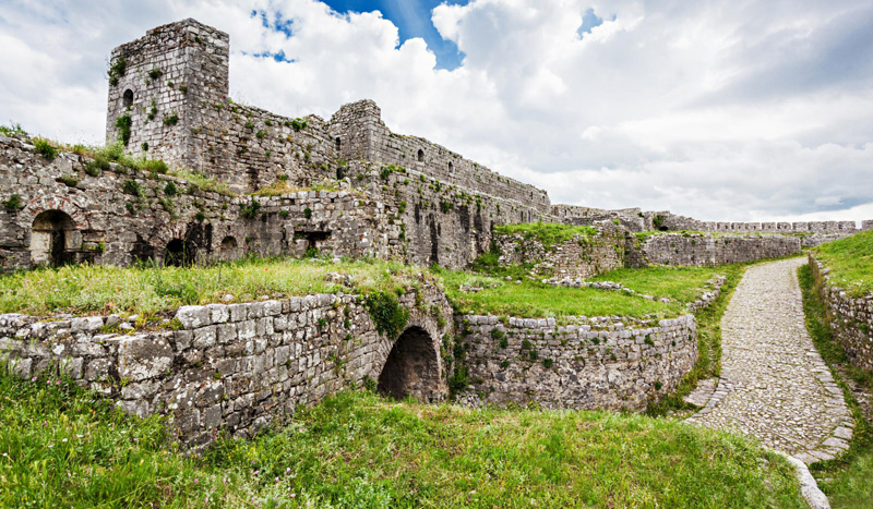 Rozafa-Castle-Albania-beautiful-landmark-tourist-destination-green-grass