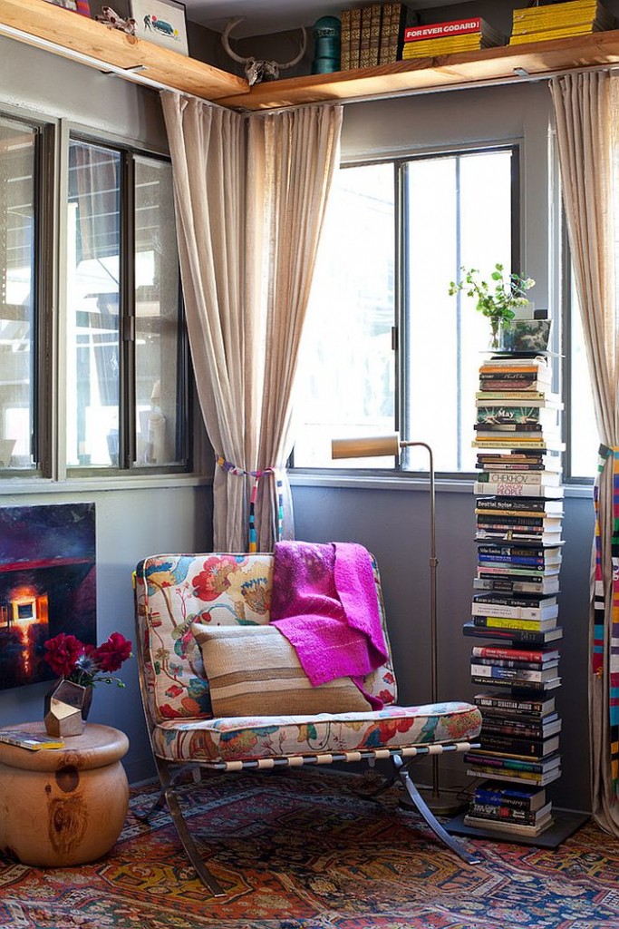 modern reading nook colorful sofa carpet modern lamp Smart-way-to-stack-up-the-books-in-the-reading-nook