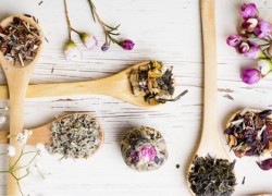 Aromatherapy-for-home-Wooden-spoons-Aromatherapy-essential-oil-diffuser-lavender-oil-aromatherapy-oils-pure-essential-oils-frankincense-essential-oil