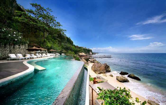 Bali,-Indonesia-Ocean-Beach-Pool-beach-vacation-spots-best-tropical-vacation-spots--tropical-holiday-destinations