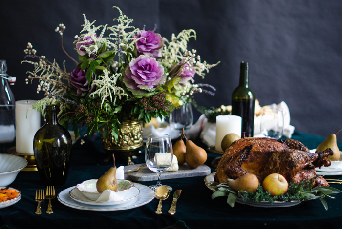 Thanksgiving-Table-Turkey-Peach-Purple-Rose-thanksgiving-centerpiece-thanksgiving-table-settings-decorations-thanksgiving-table-decor-ideas-thanksgiving-centerpiece-ideas