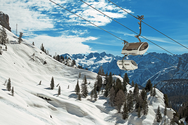 cortina-dampezzo-italy-ski-holidays-skiing-resorts-ski-vacations-last-minute-ski-deals-ski-package-deals-all-inclusive-ski-holidays-best-family-ski-resorts