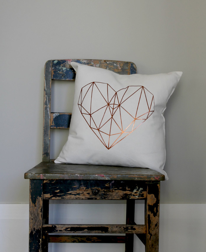 Copper-Heat-Pillow-Cover-Cosy-Atmosphere-Industrial-Look-in-Interior-Accents