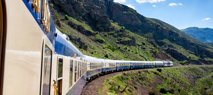 Golden-Eagle-Dunabe-Express-Train-Luxury-Travel-by-Train-train-travel-rail-travel-great-train-journeys-train-vacations-packages-best-train-trips-scenic-railroad-trips