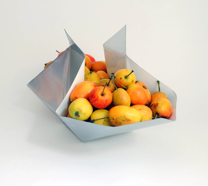Iron-Fruit-Bowl-Full-Of-Apples-Industrial-Interior-Decor-Metallic-Livingroom-Accents