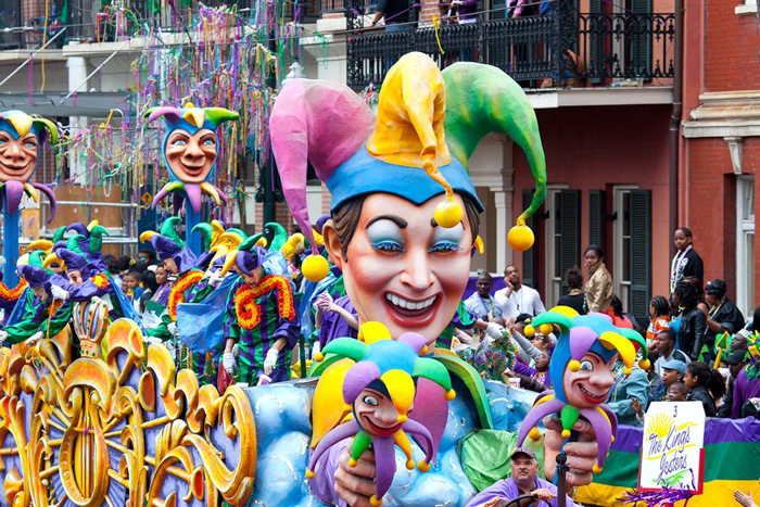 Mardi-Gras-New-Orleans-Carnival-Us-Big-Clown-Costume-on-the-streets-carnival-festival-carnival-party-carnival-events-local-carnivals-carnival-cruise