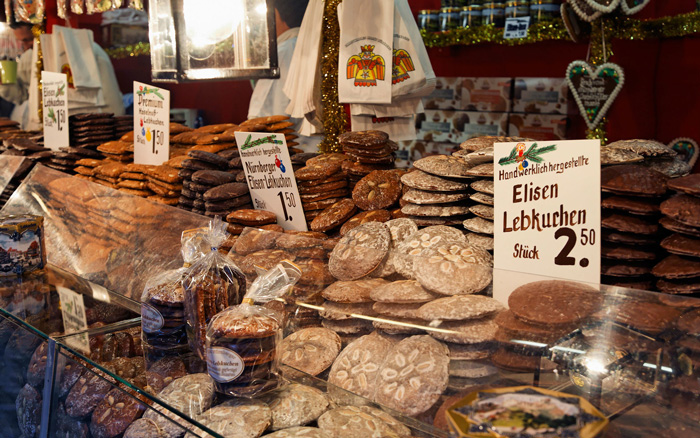 Nuremberg-Germany-Christmas-Markets-Cookies-Stall-Delicious-Christmas-Food