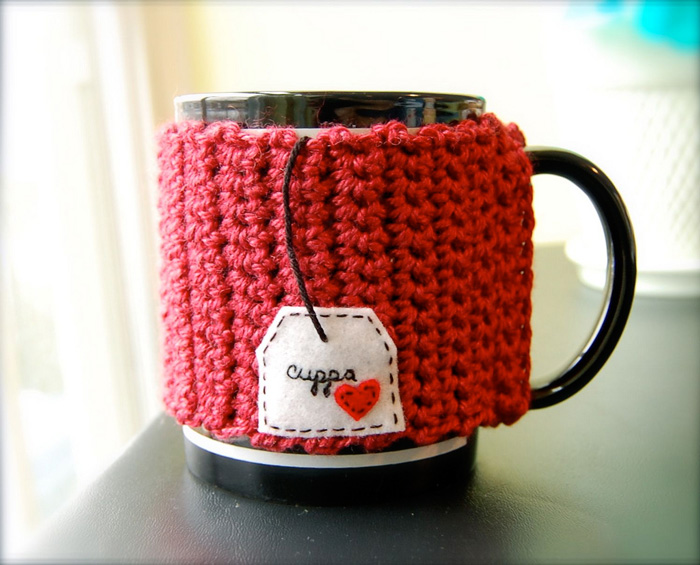 Red-Knitted-Cozy-Tea-Cup-Cover-crochet-home-décor-knitted-decorations-knitted-home-decor