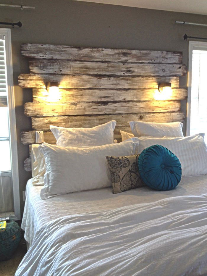 DIY-Wooden-Headboard-Great-Wooden-Headboard-Ideas-Cozy-Bedroom-Lights-on-Wood