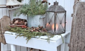 Pinecones-For-Christmas-Decoration-Pinecones-Heart-christmas-diy-christmas-home-décor-christmas-decoration-ideas-christmas-mantel-decorations