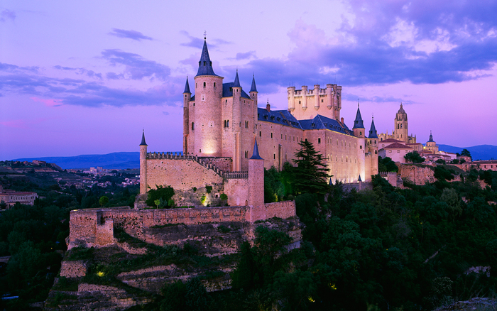 alcazar-castle-segovia-medieval-times-castles