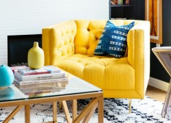 blue-and-yellow-living-room-interior-spring-color-cominations-14