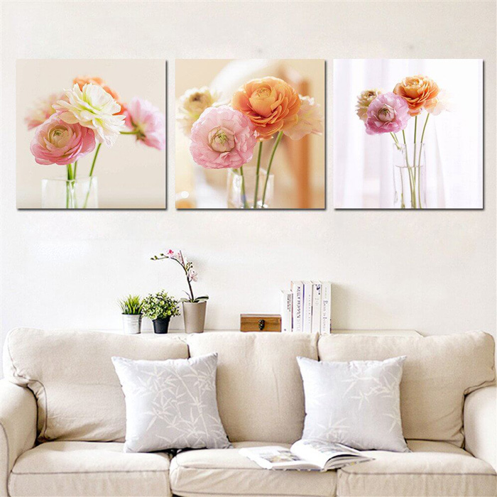 spring-wall-decoration-art-decor-in-living-room-bright-living-room-cosy-living-room-flower-paintings