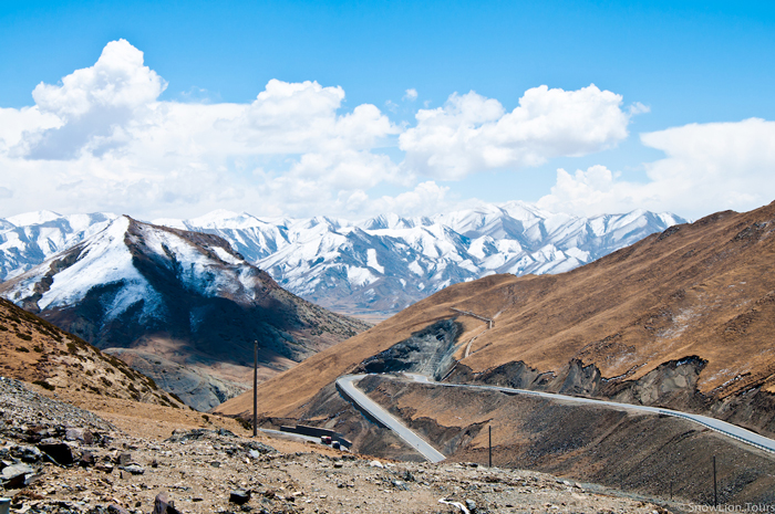 Himalayan-roads-motorcycle-roads