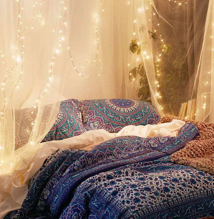 Romantic-boho-bedroom-with-canopy
