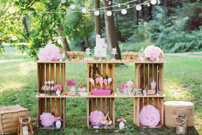 Outdoor-Party-Pink-Decoration-Summer-Party-Ideas