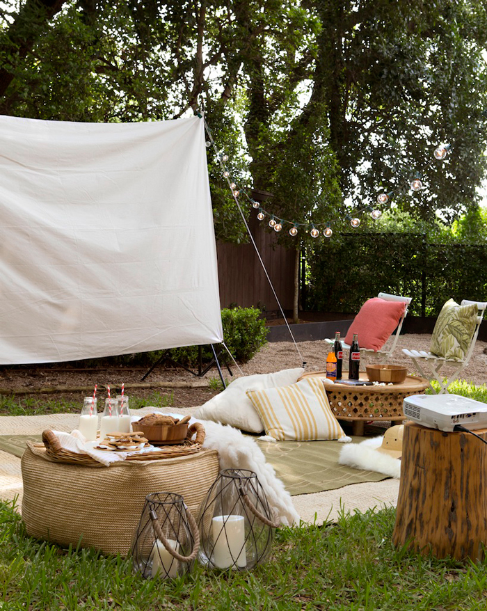 Summer-Cinema-Outdoor-Ideas-Party-Decoration