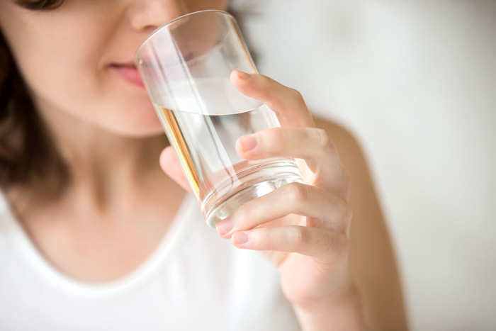 flush-toxins-from-body-drink-water