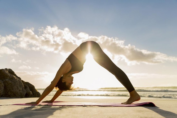 yoga-on-the-beach-spring-detox