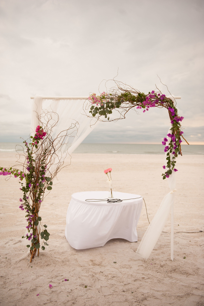 Beach-Altar-Wedding-Decoration-on-the-beach