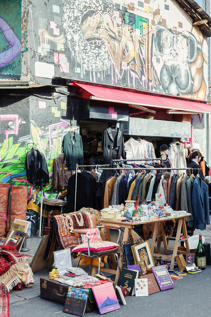 Les-Puces-de-Saint-Ouen-Paris-Marketplace-Clothes-Trade