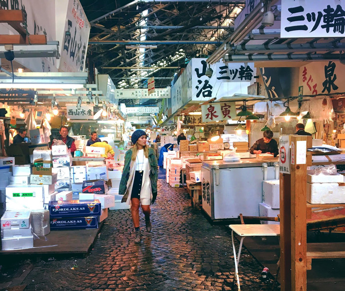 Tsukiji-Fish-Market-Tokyo-Big-Fish-Market-in-Asia