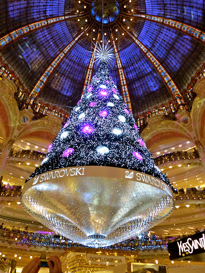 Galleries-Lafayette-Indoor-Christmas-Tree-Swarovski