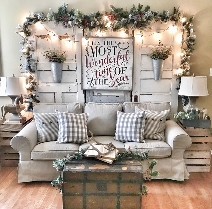 Living-Room-Decorations-Christmas-Time-Pillows