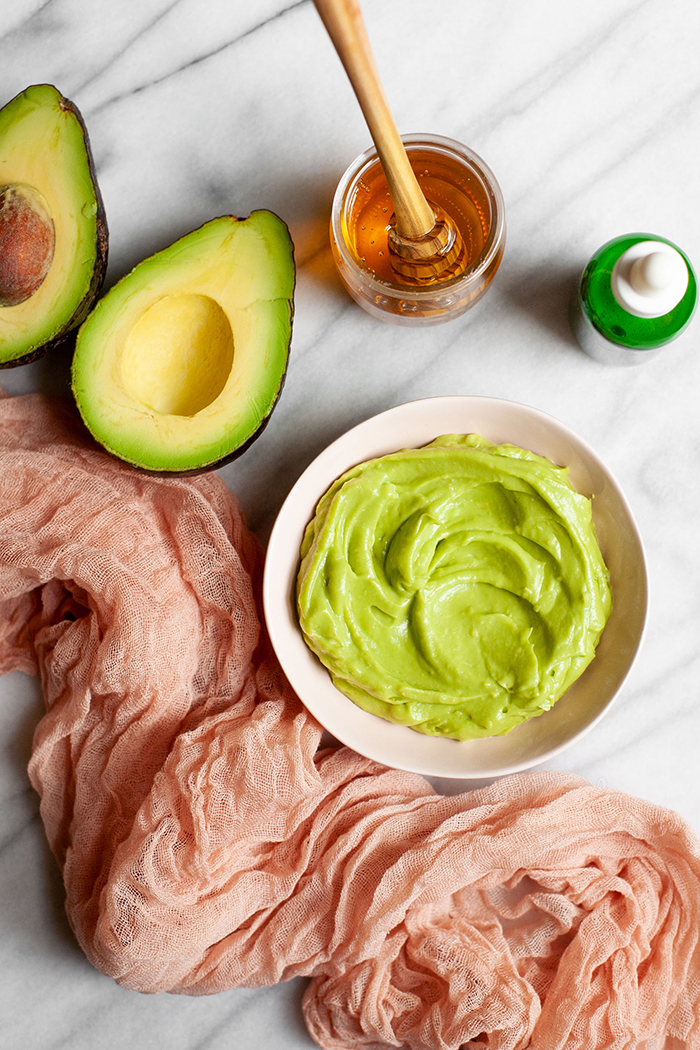 Natural-Hair-Mask-Avocado-Honey