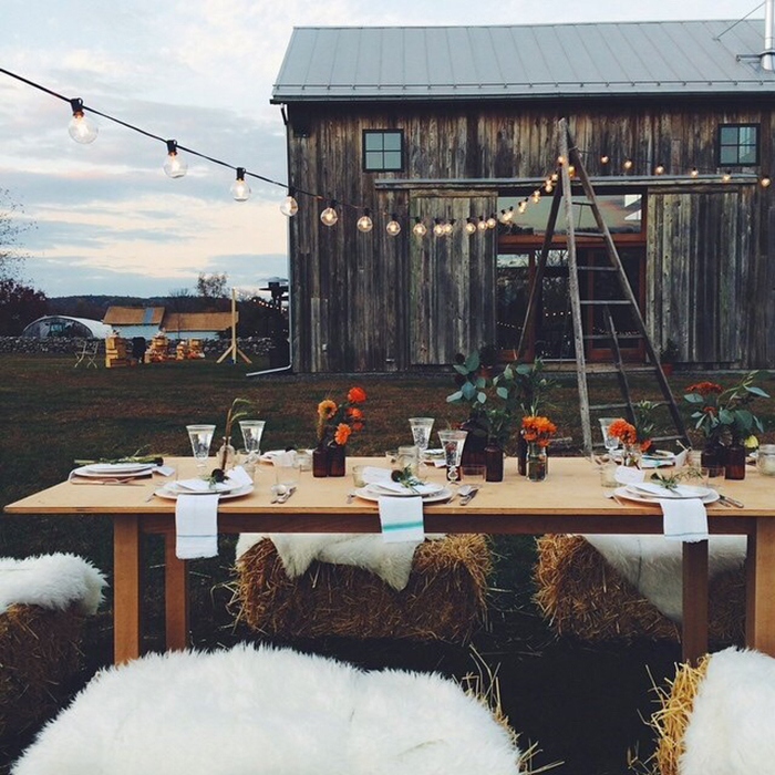 Vintage-Outside-Table-Vintage-Backyard-Ideas