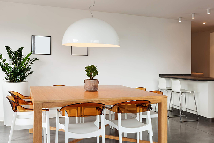 Warm-and-Cozy-Minimalist-Interior-Design-Dining-Room