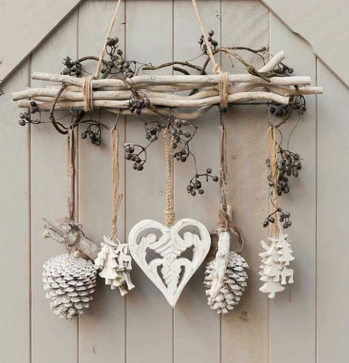 Easy-Wooden-Christmas-Wall-Decor-Ideas