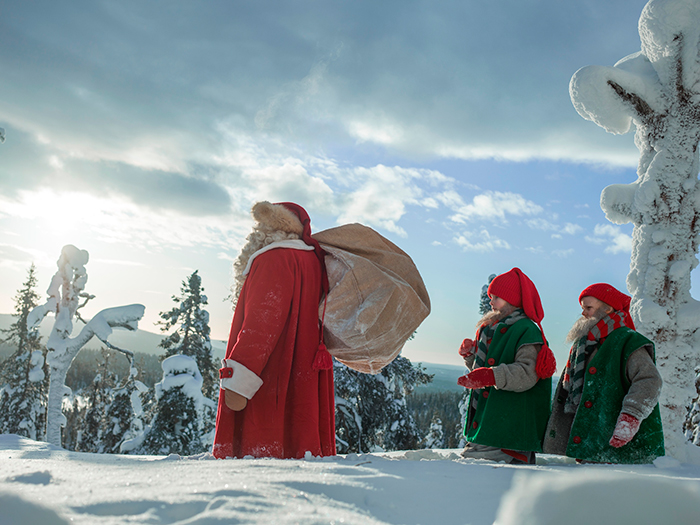 Finnish-Christmas-Experience-Santa-Claus-and-Dwarfs