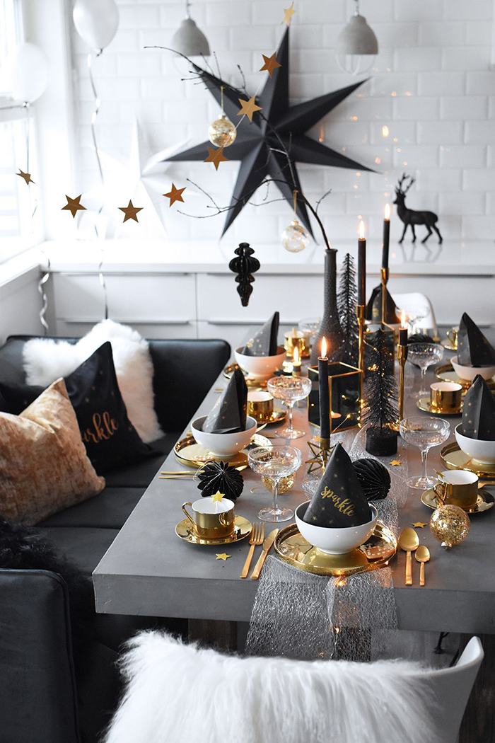 Grey-Elegant-Christmas-Table