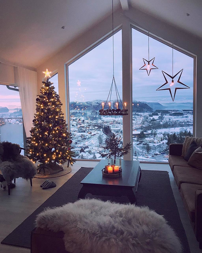 Modern-Industrial-Rustic-Style-Christmas-Home-Decor