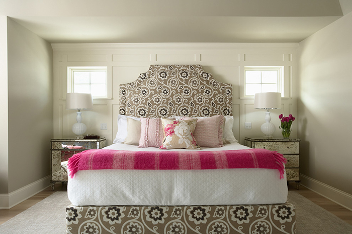 Romantic-Ideas-for-Valentine's-Day-Bed-Decor